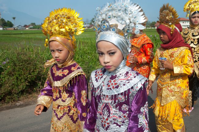 traje tradicional minang